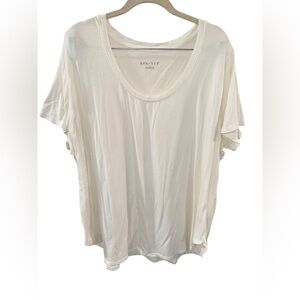 ✨ 5/$30 ✨ Ava & Viv Women's Short Sleeve Tee